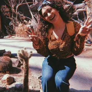 Meet your Posher, Abby